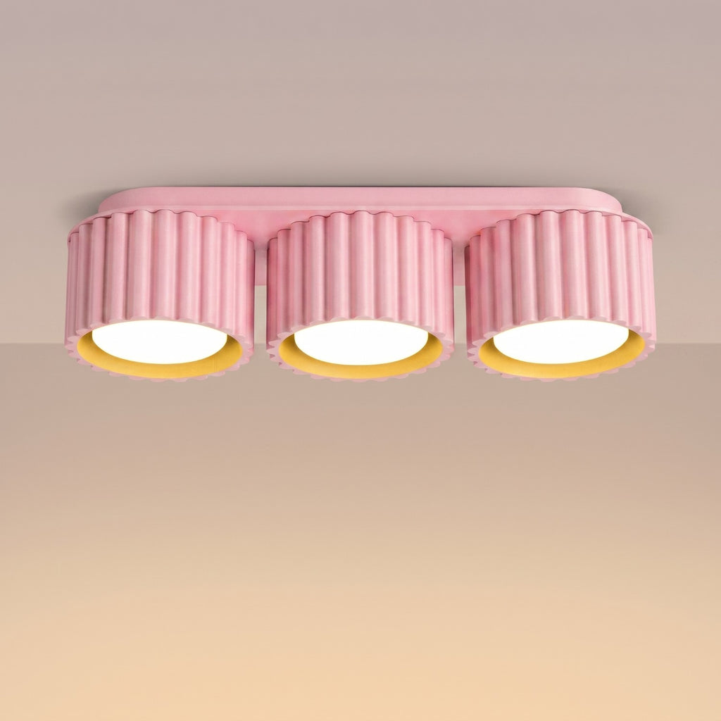 Plafonnier Aura 3 aluminium rose GX53 vue de trois quarts
