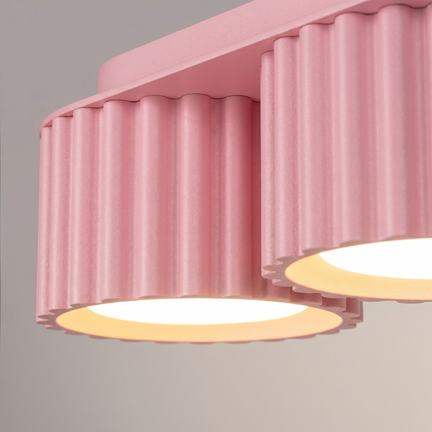 Plafonnier Aura 3 aluminium rose GX53 en situation
