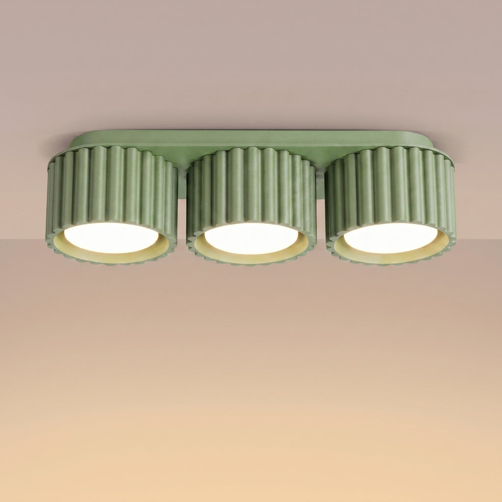 Plafonnier Aura 3 aluminium vert sauge GX53 vue de trois quarts