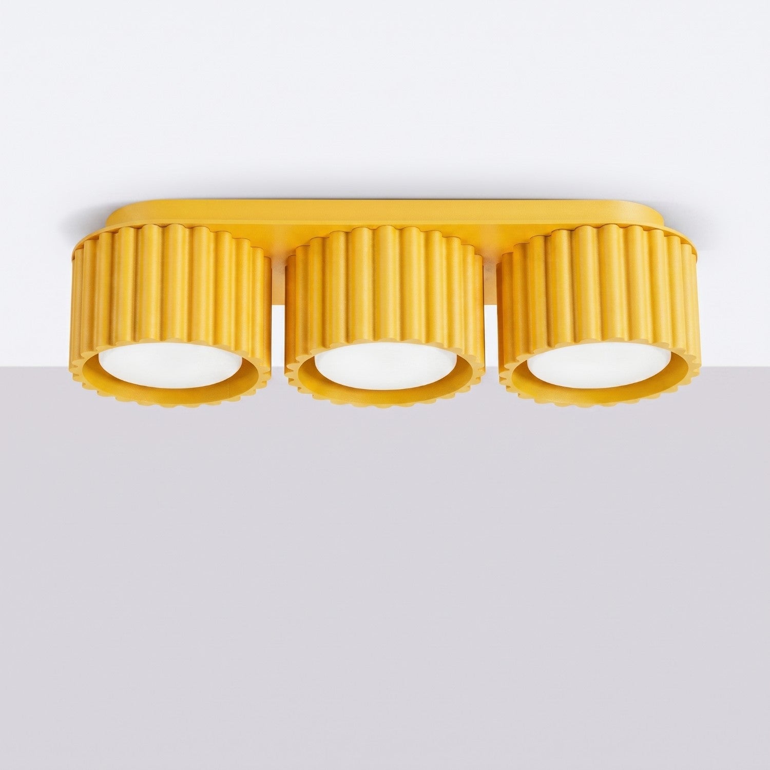 Plafonnier Aura 3 aluminium jaune GX53 vue de profil