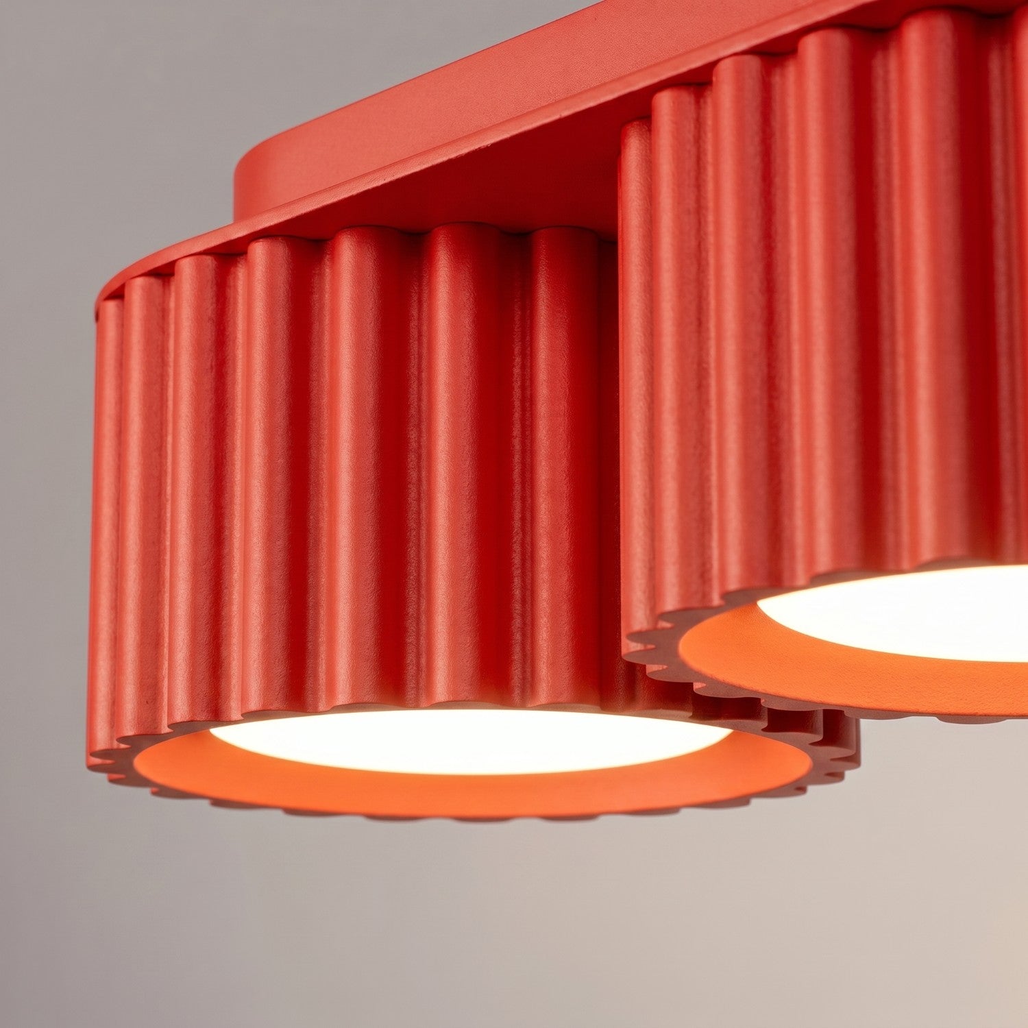 Plafonnier Aura 3 aluminium rouge GX53 en situation