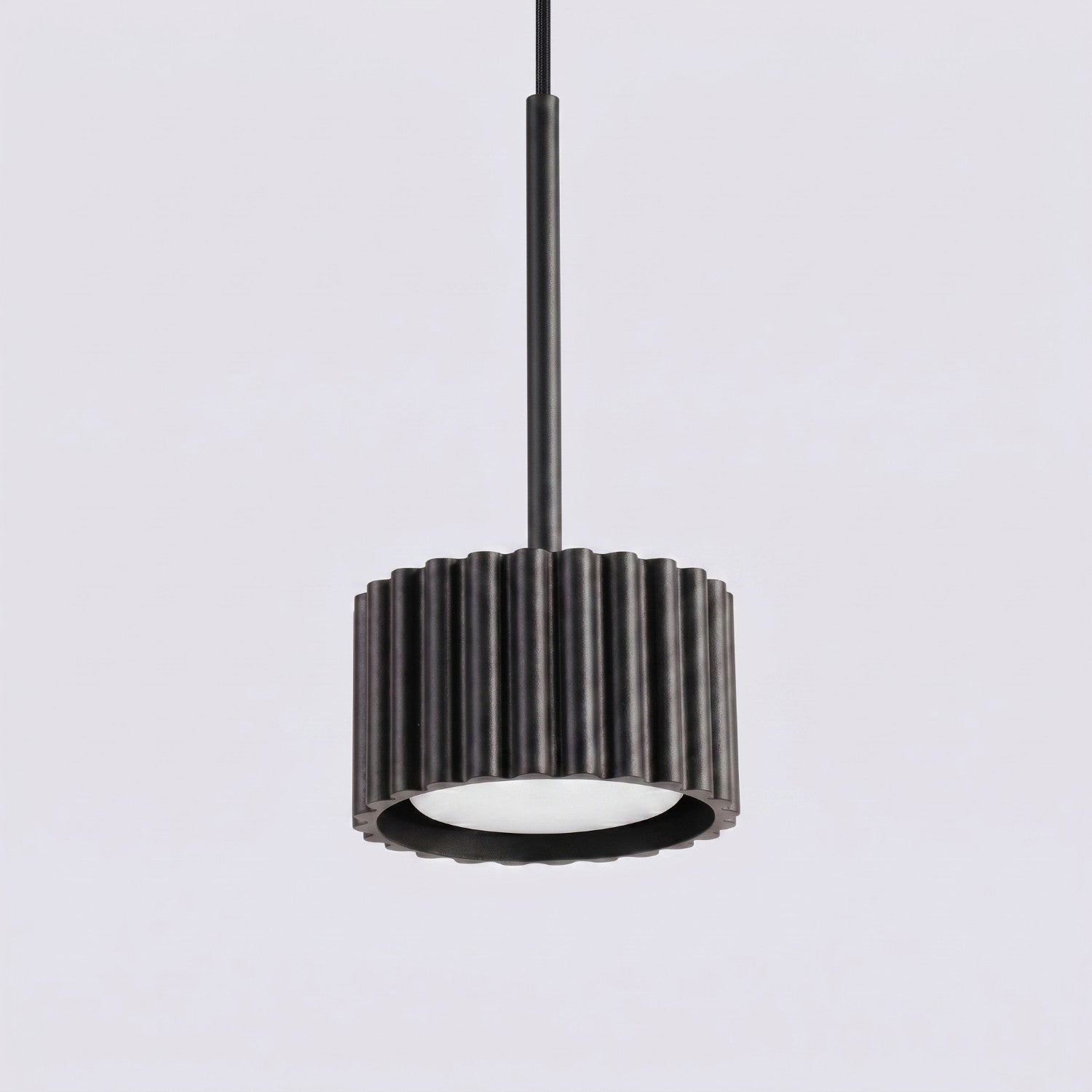 Suspension Aura 1 lumière aluminium noir GX53 en situation