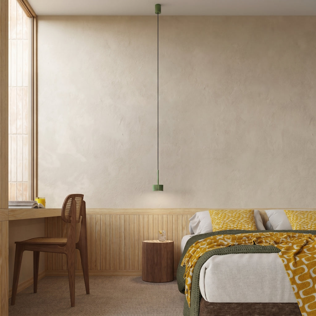 Suspension Aura 1 lumière aluminium vert olive GX53 de face