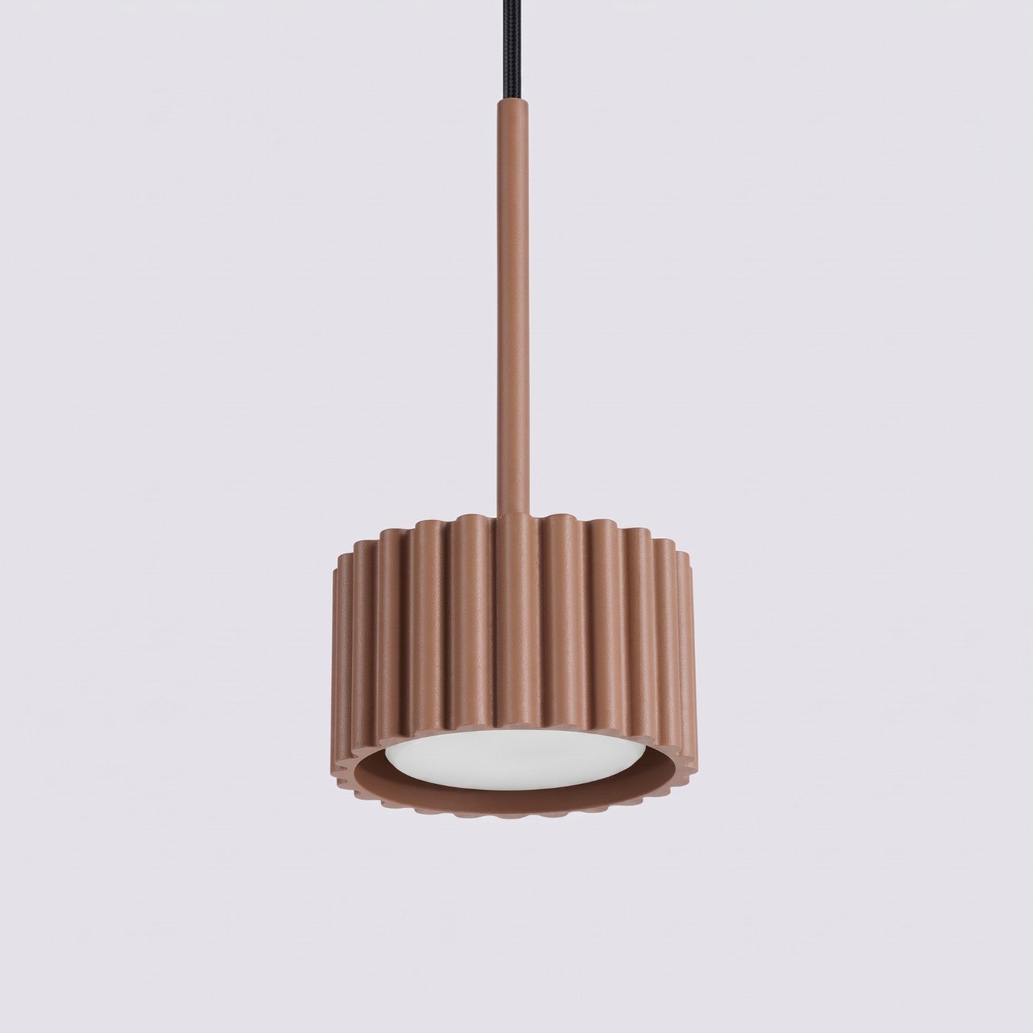 Suspension Aura 1 lumière aluminium mocca GX53 en situation
