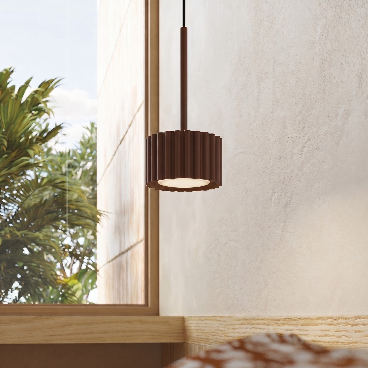 Suspension Aura 1 lumière aluminium brun GX53 vue de trois quarts