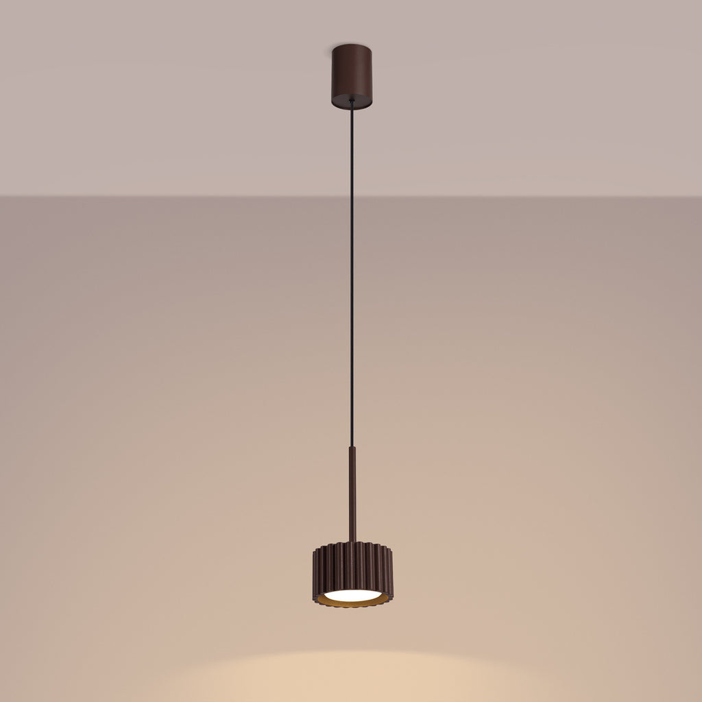 Suspension Aura 1 lumière aluminium brun GX53 vue de trois quarts