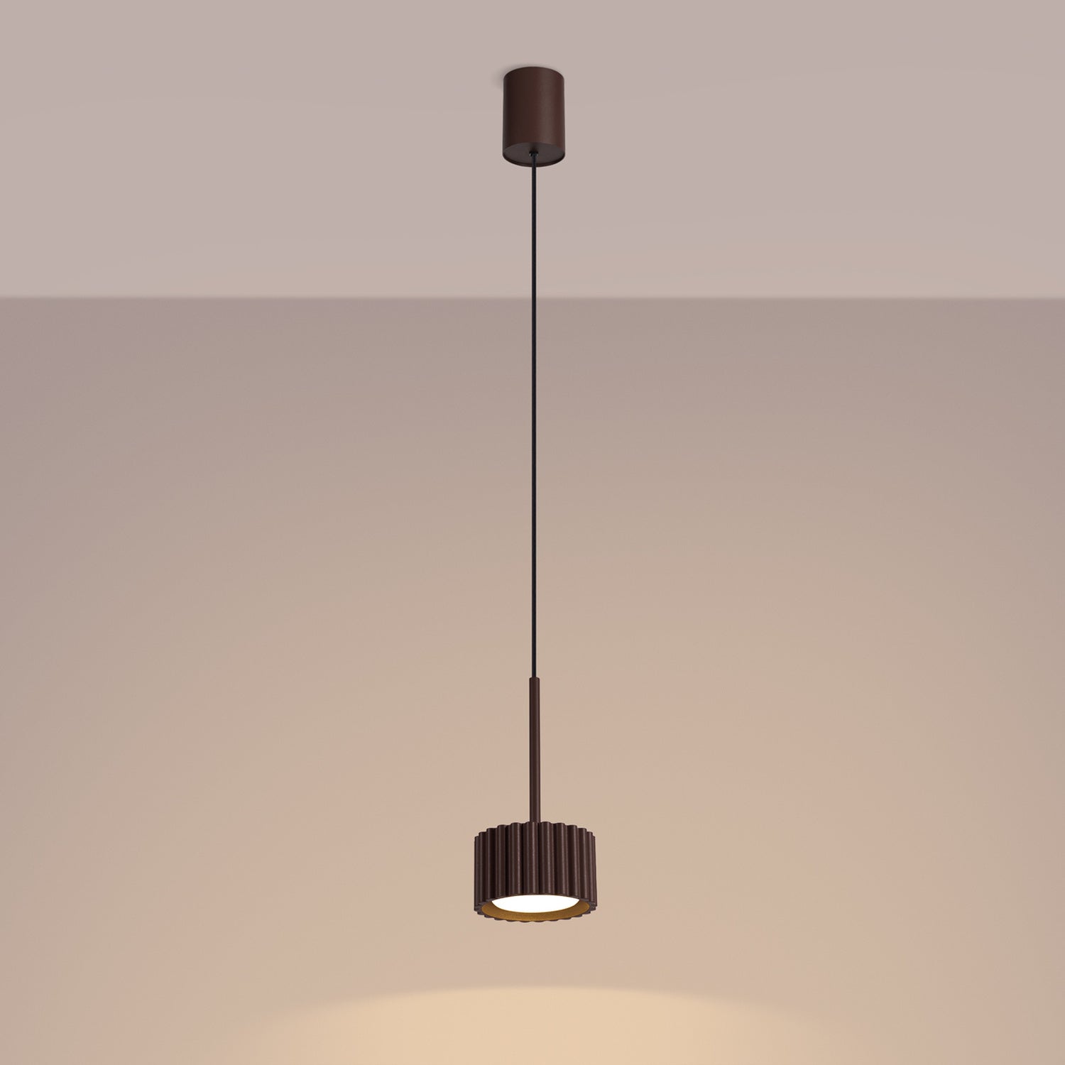 Suspension Aura 1 lumière aluminium brun GX53 vue de trois quarts