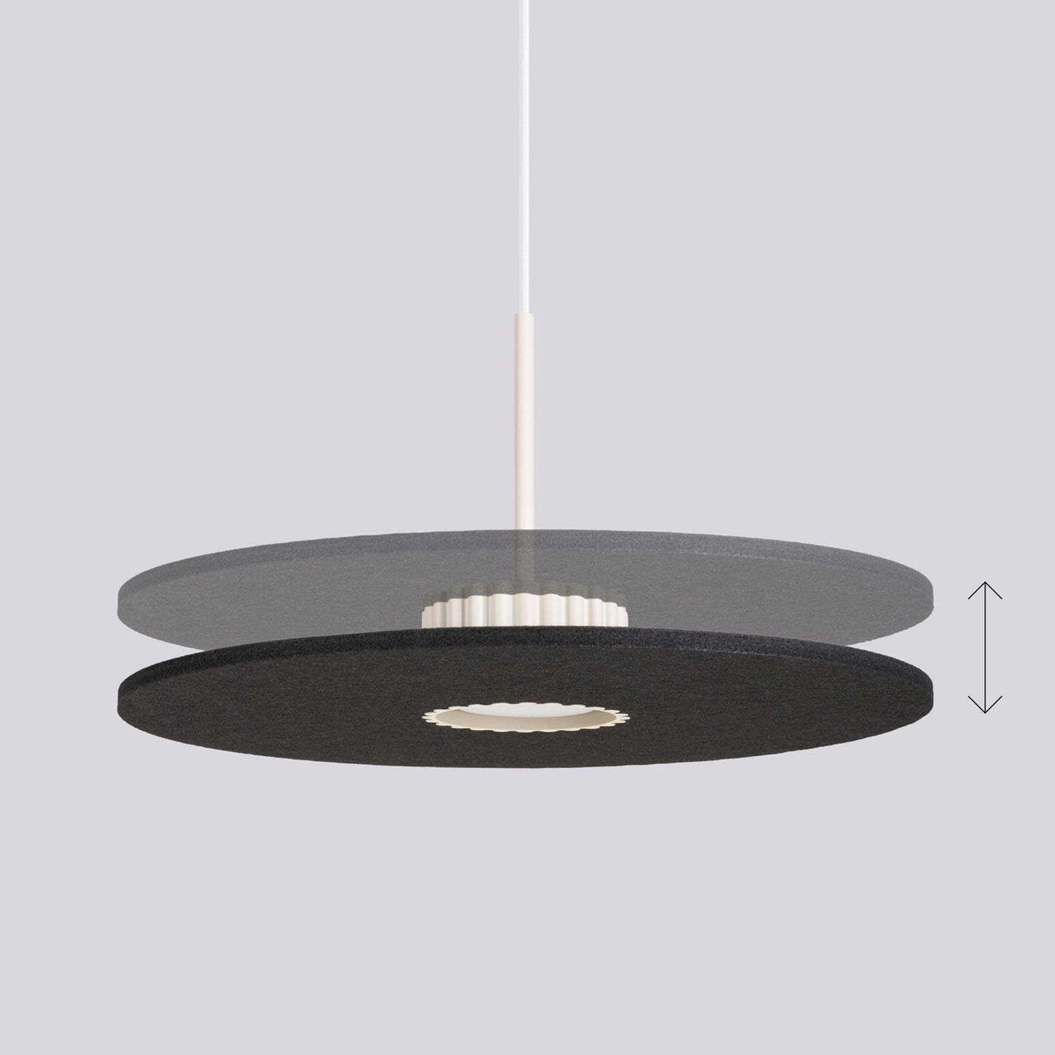 Suspension Ovo disque feutre beige et noir GX53 vue de dessous