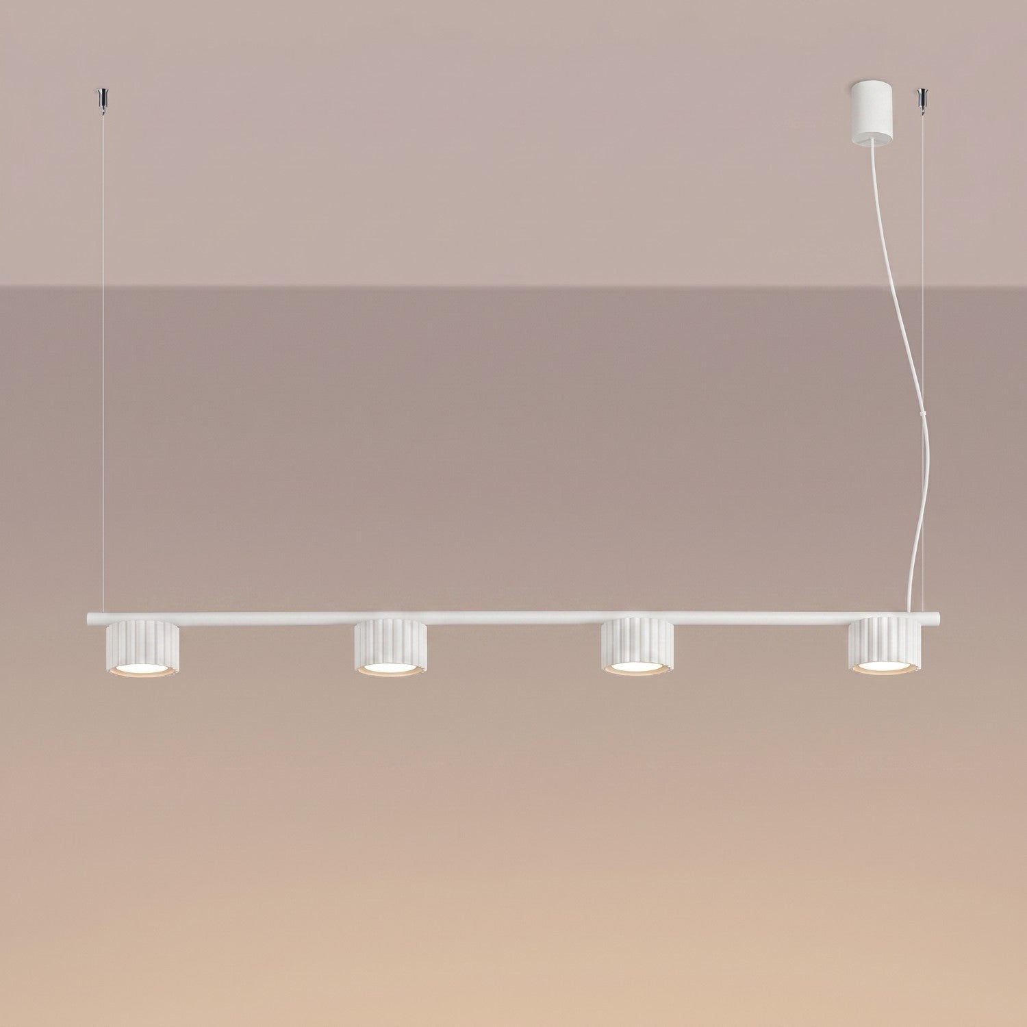 Lustre Aura rampe 4 tambours aluminium blanc GX53 vue de trois quarts