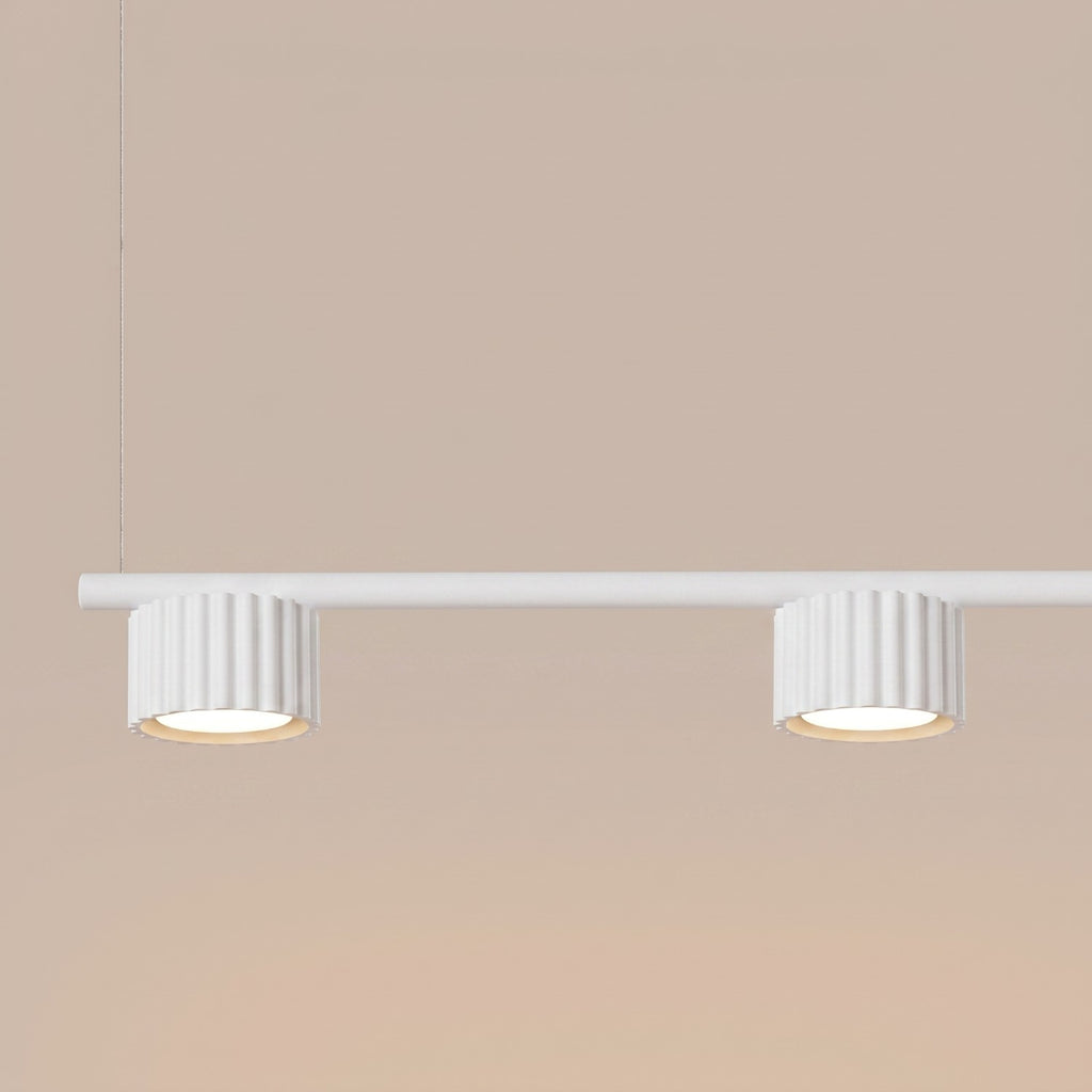 Lustre Aura rampe 4 tambours aluminium blanc GX53 détail des cannelures