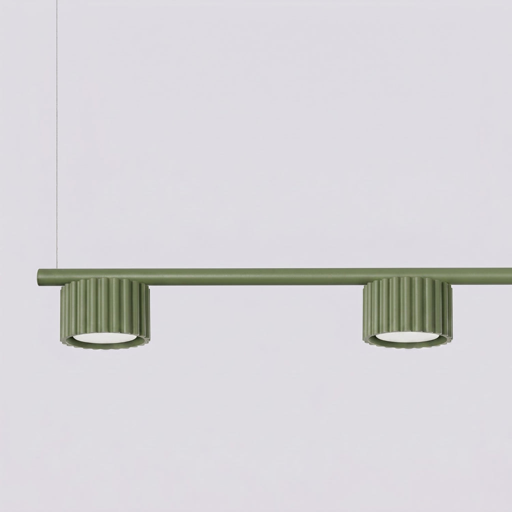 Lustre Aura rampe 4 tambours aluminium vert olive GX53 en situation