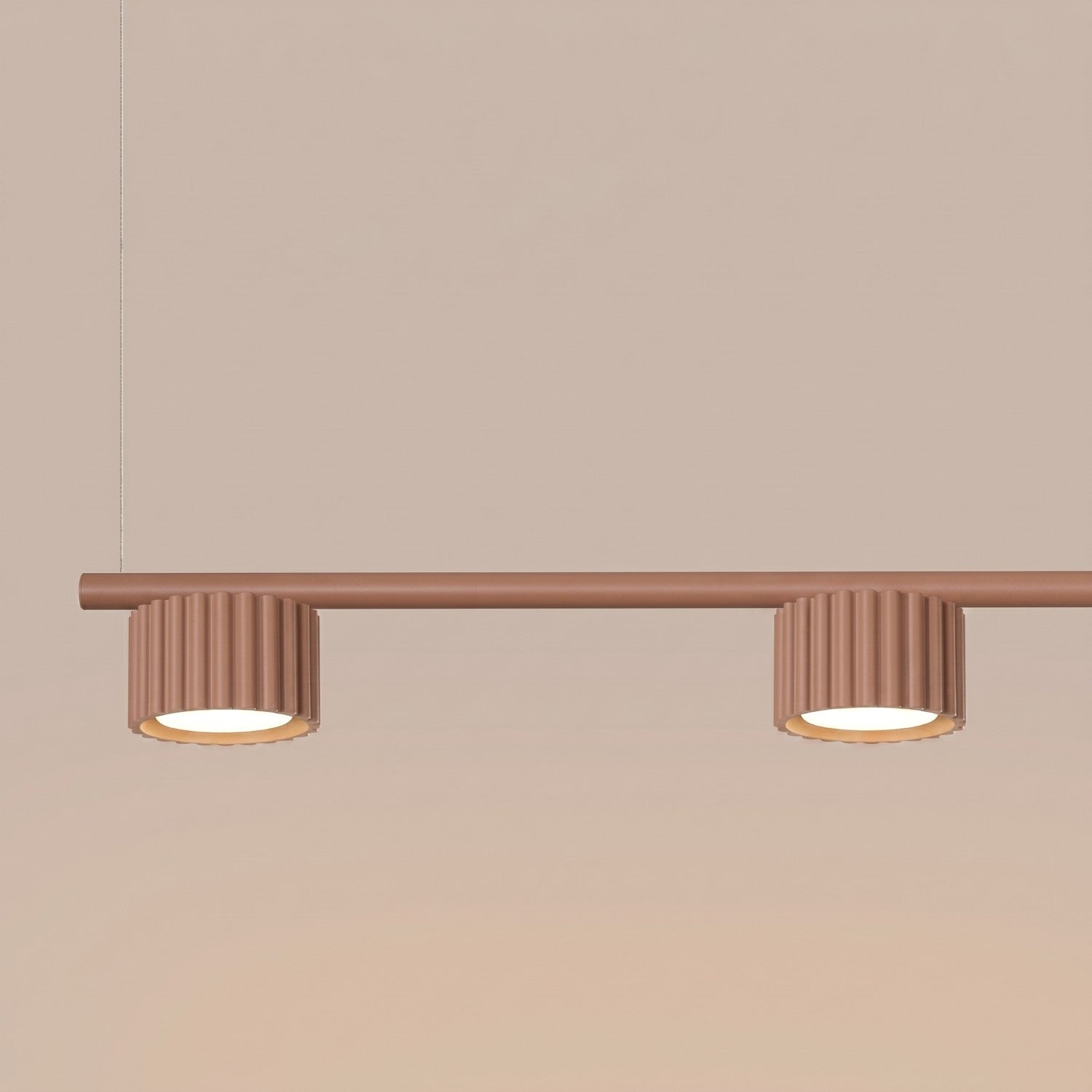 Lustre Aura rampe 4 tambours aluminium mocca GX53 détail des cannelures