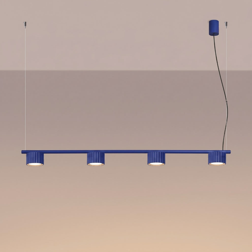 Lustre Aura rampe 4 tambours aluminium outremer GX53 vue de trois quarts