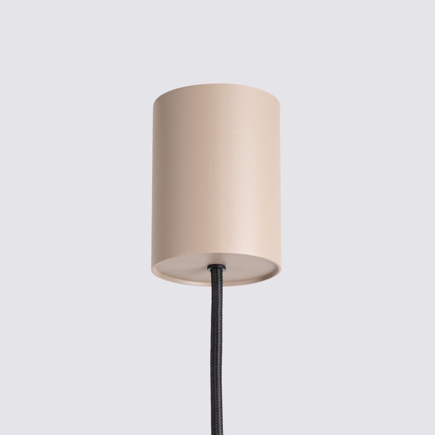 Lustre Aura rampe 4 tambours aluminium taupe GX53 détail