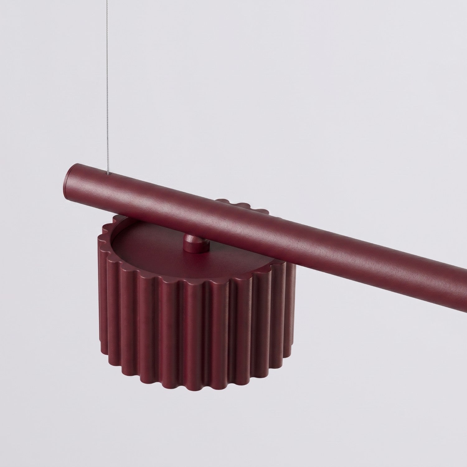 Lustre Aura rampe 4 tambours aluminium bordeaux GX53 vue rapprochée