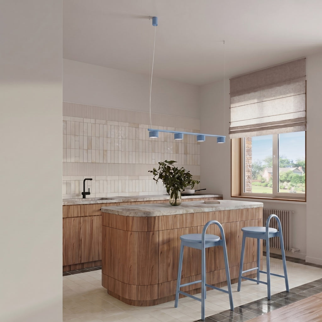 Lustre Aura rampe 4 tambours aluminium bleu clair GX53 vue de trois quarts
