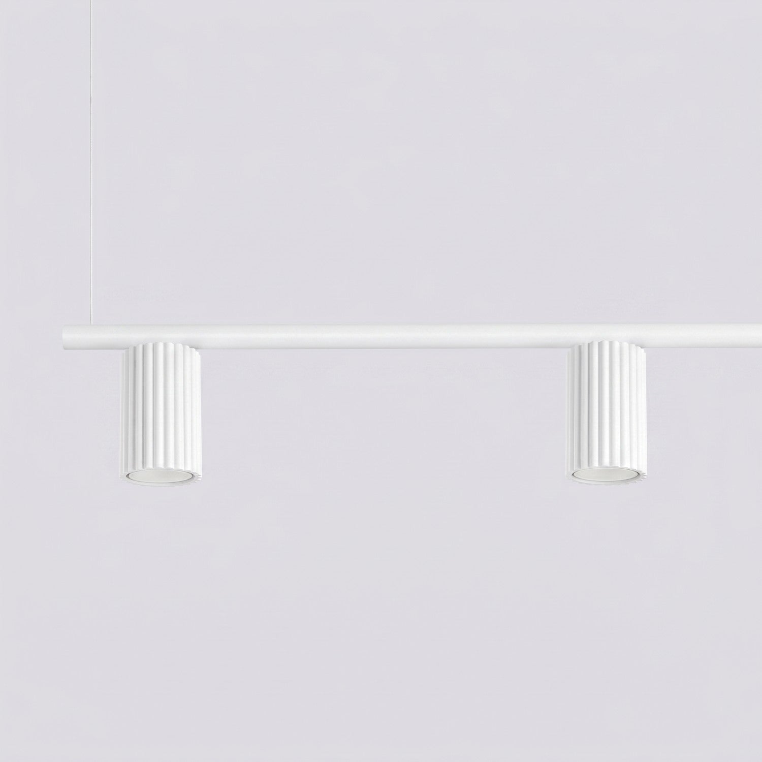 Lustre Karbon rampe 4 spots aluminium blanc GU10 détail des cannelures