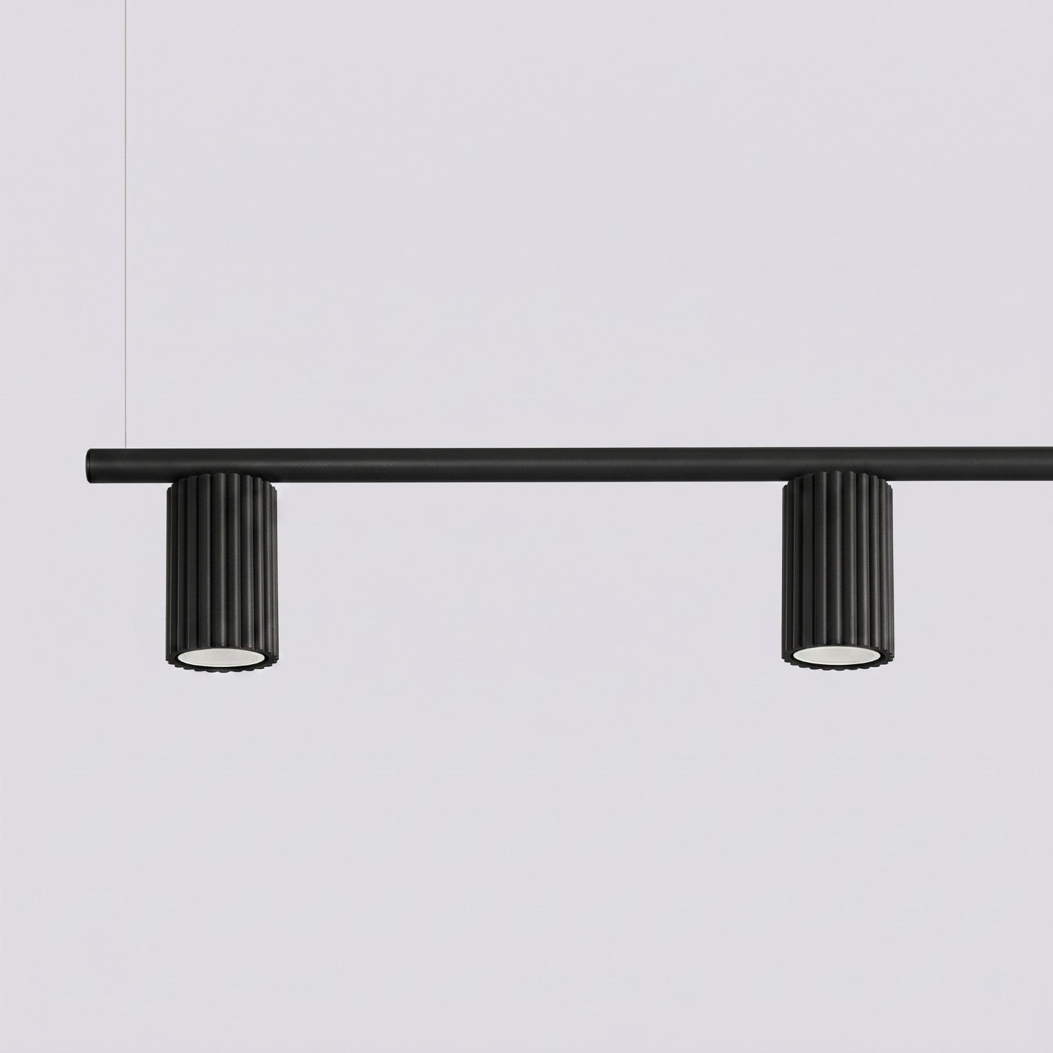 Lustre Karbon rampe 4 spots aluminium noir GU10 détail des cannelures