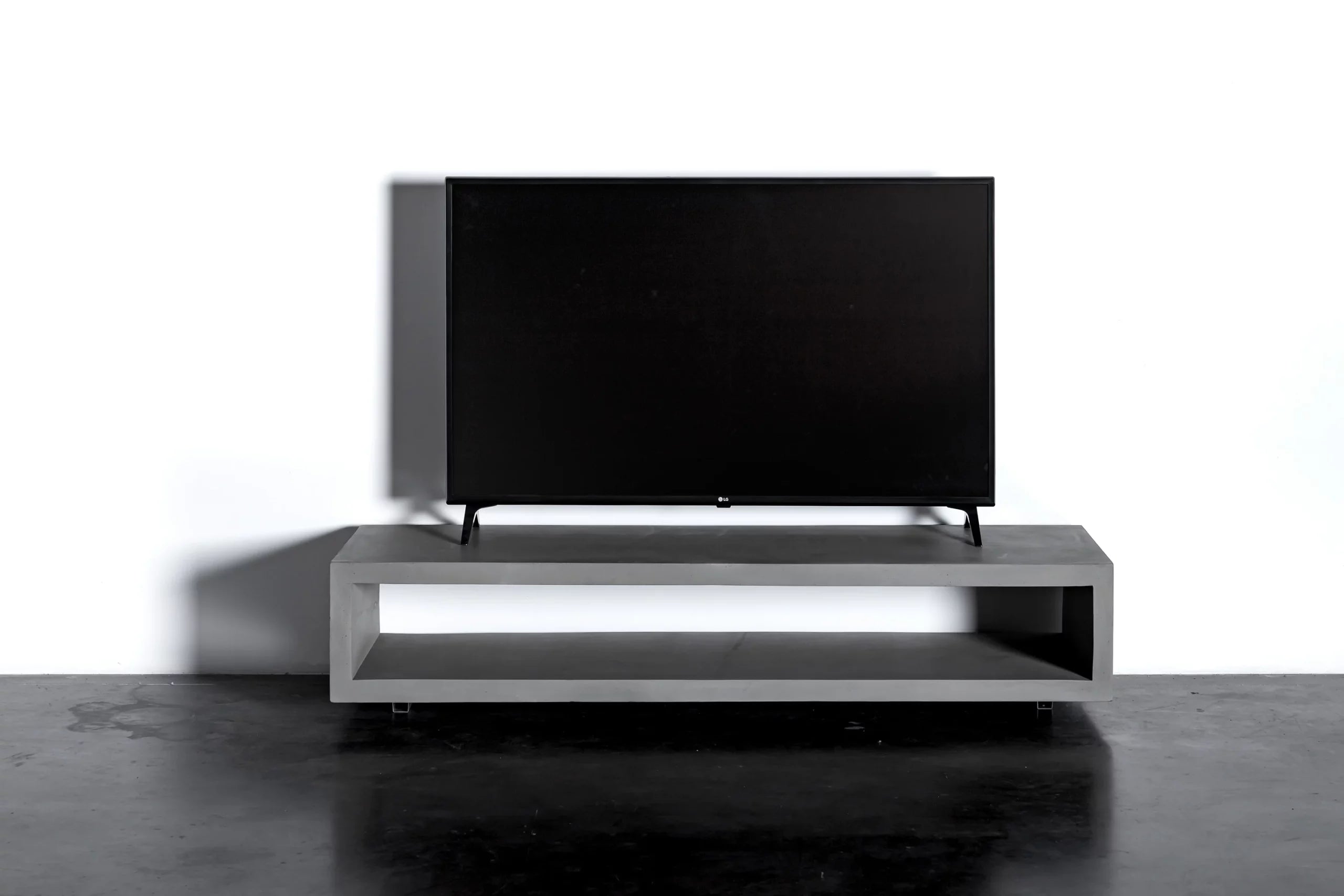 Meuble TV en béton Monobloc gris naturel en situation 3