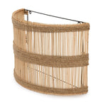 Abat-jour Doedoe vu de trois quarts arrière avec son armature noire et son dos ouvert