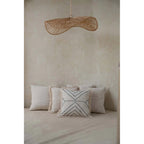 Abat-jour de suspension Chapeau en rotin naturel 75 cm en situation