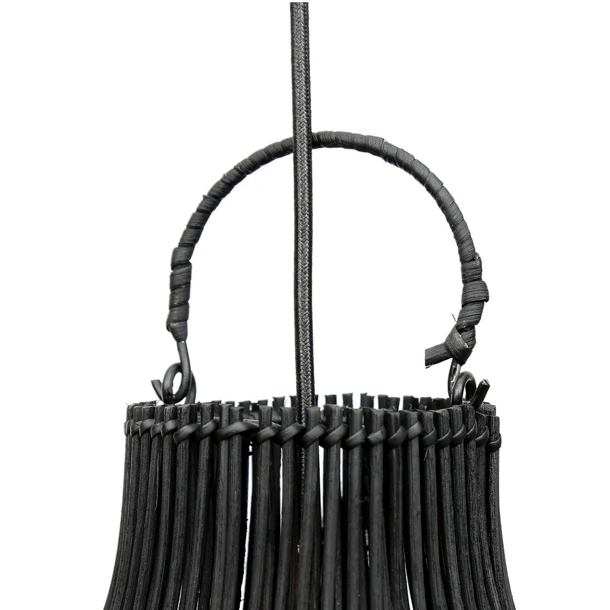 Abat-jour de suspension Lobster Trap en rotin noir 50 cm, vue 5