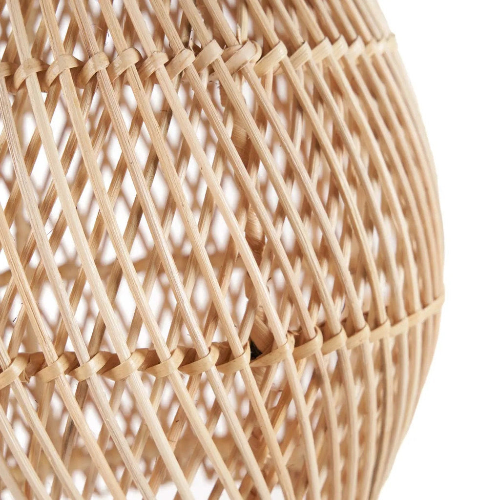 Abat-jour de suspension Piccolo en rotin naturel 20 cm en situation