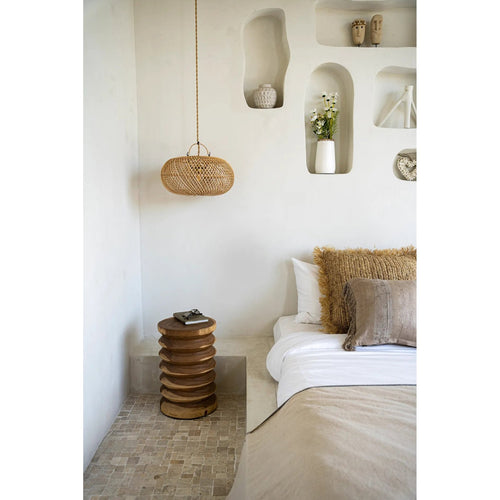 Abat-jour de suspension Wholly en rotin naturel 40 cm en situation