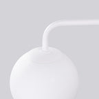 Applique Astral 1 boule opale acier blanche G9, gros plan allumé
