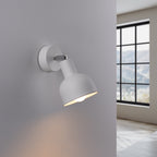 Applique Elba métal blanc E27 allumée, ampoule E27 apparente