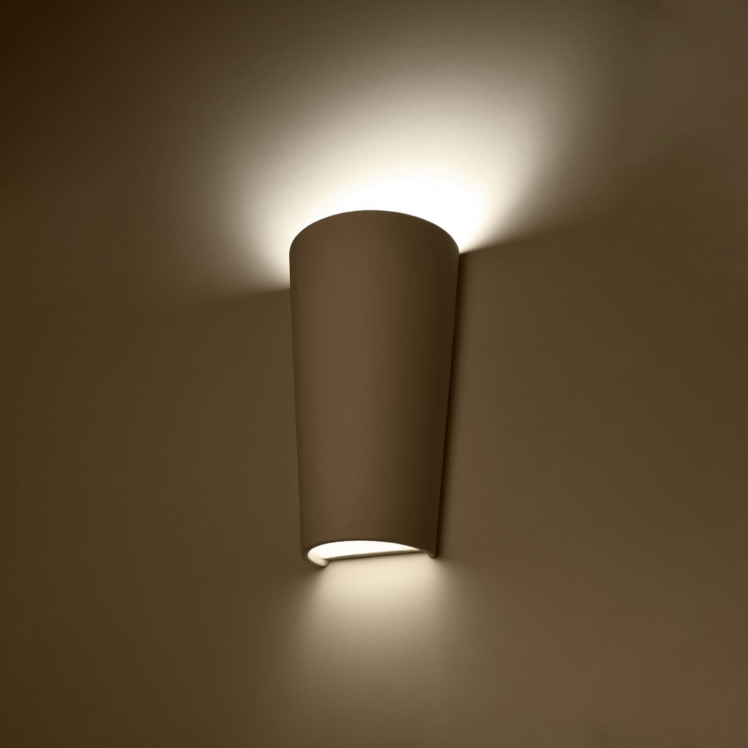 Applique en céramique Lana allumée, lumière vers le haut et vers le bas
