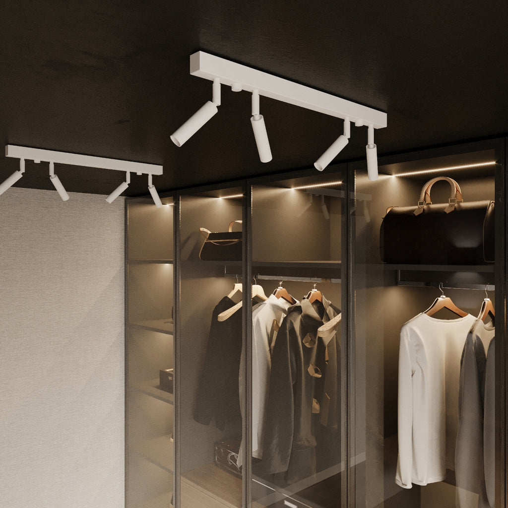 Applique Eyetech blanc dans un intérieur contemporain