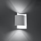 Applique Impact en acier blanc allumée, lumière vers le haut et vers le bas