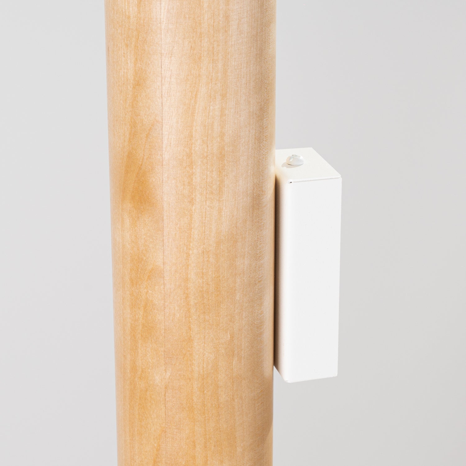 Applique Lino tube bois naturel GU10 en ambiance