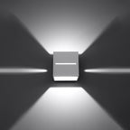 Applique Lobo blanc allumée, lumière vers le haut et le bas