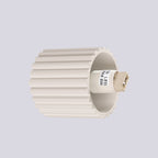 Applique murale Halo boule opale beige et sa platine de fixation