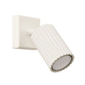 Applique murale Karbon spot cannelé beige, platine carrée et corps orientable en aluminium