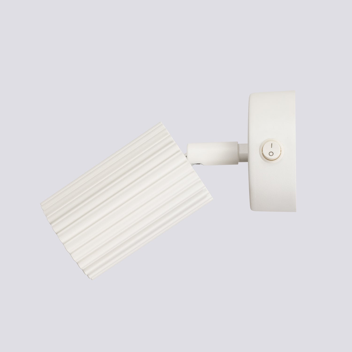 Applique murale Karbon spot interrupteur beige et sa platine ronde