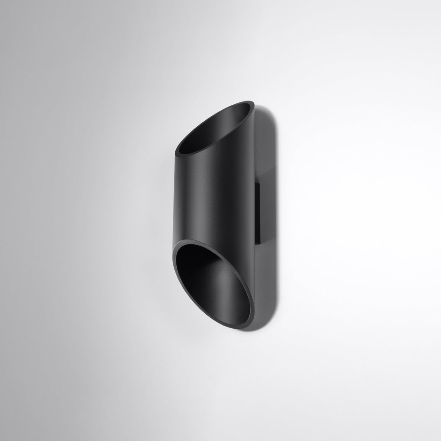 Applique murale Penne 30 aluminium noir vue de profil