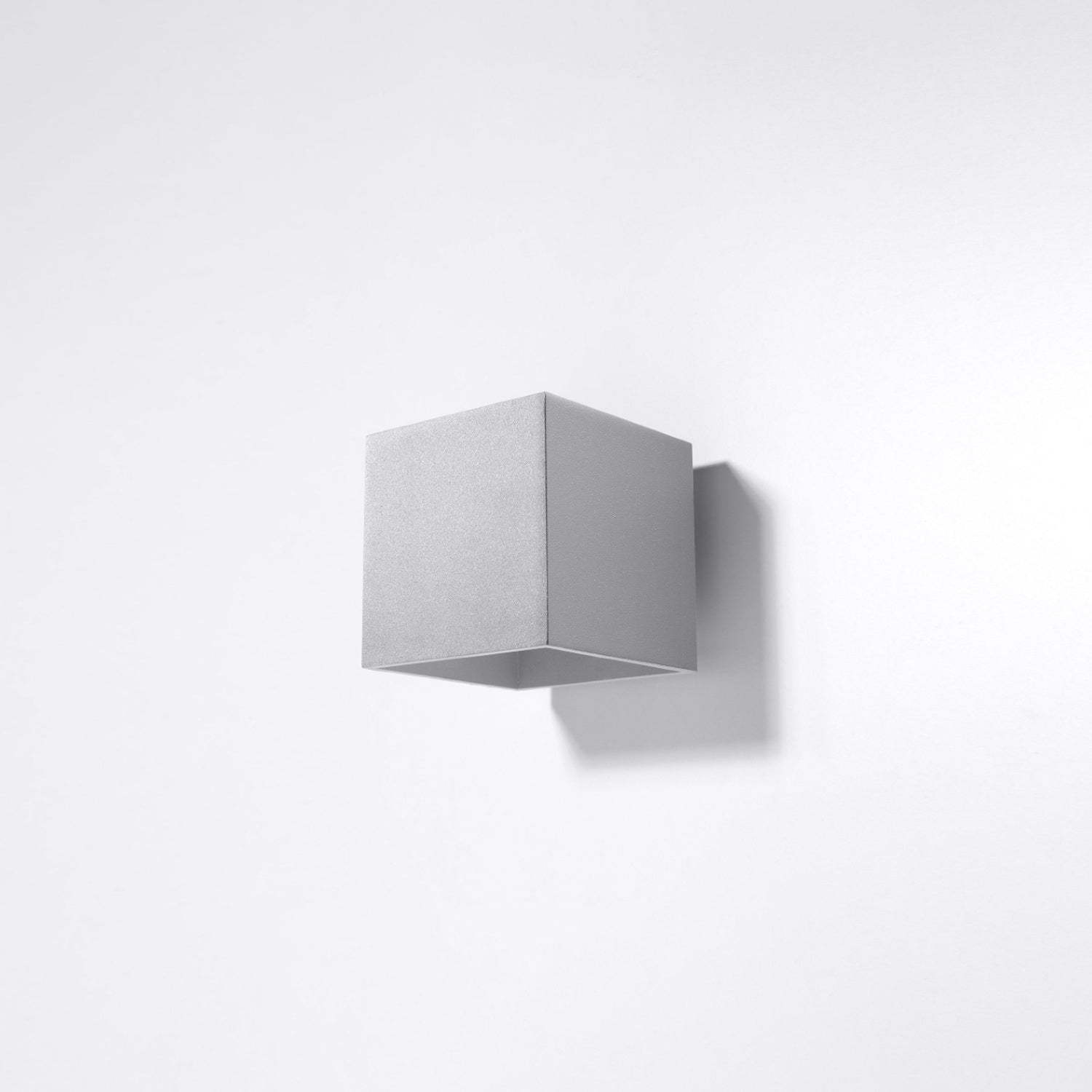 Applique murale Quad 1 aluminium gris vue de face
