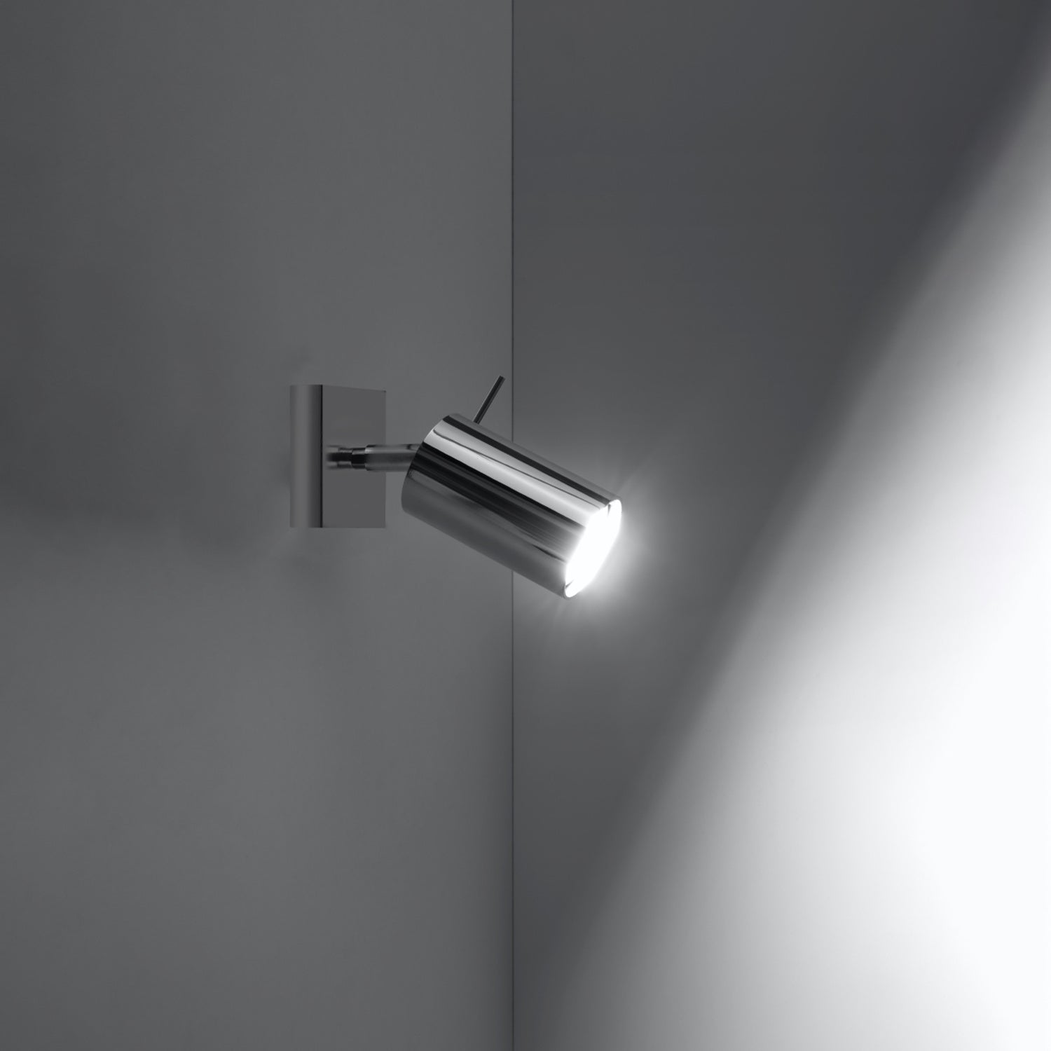 Applique murale Ring en acier chromé, spot tube orientable, tête orientable