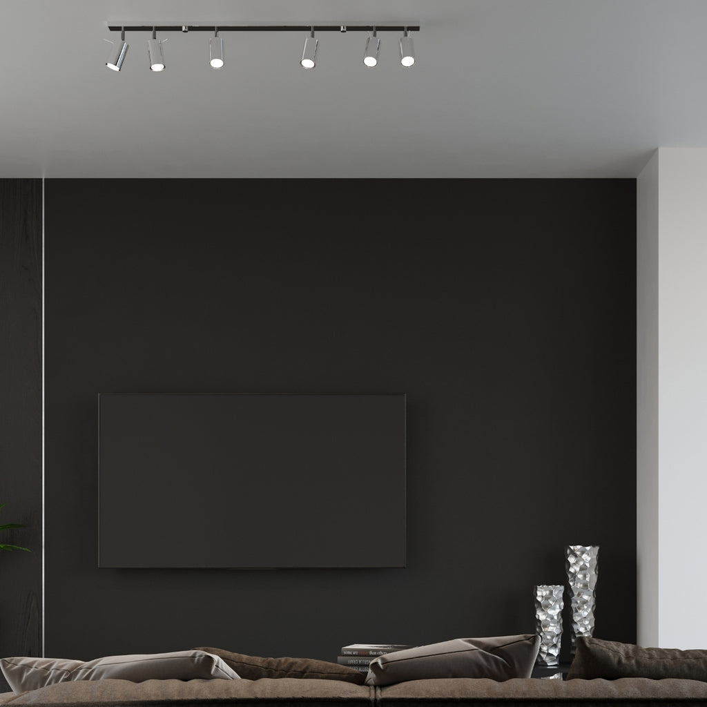 Applique murale Ring en acier chromé dans un intérieur