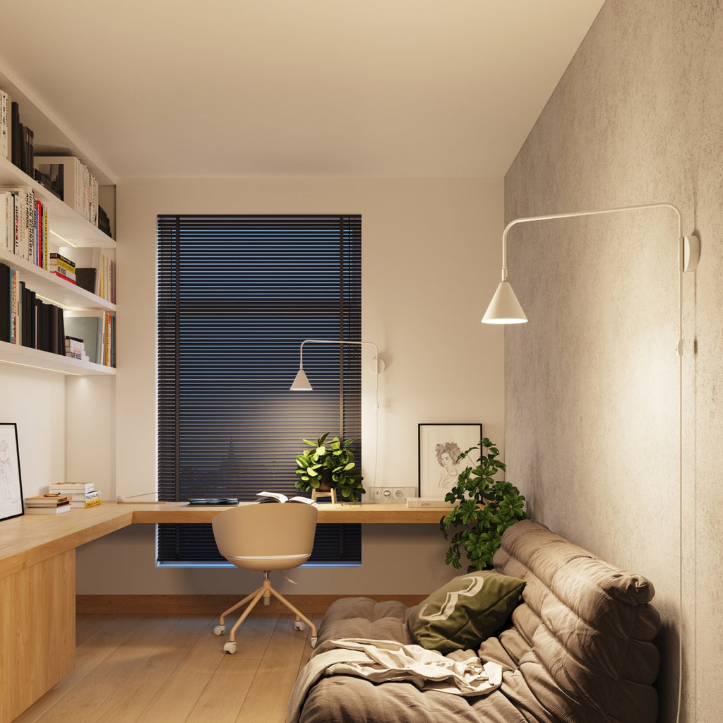 Applique Nox bras déporté acier blanc E14 en situation dans un intérieur