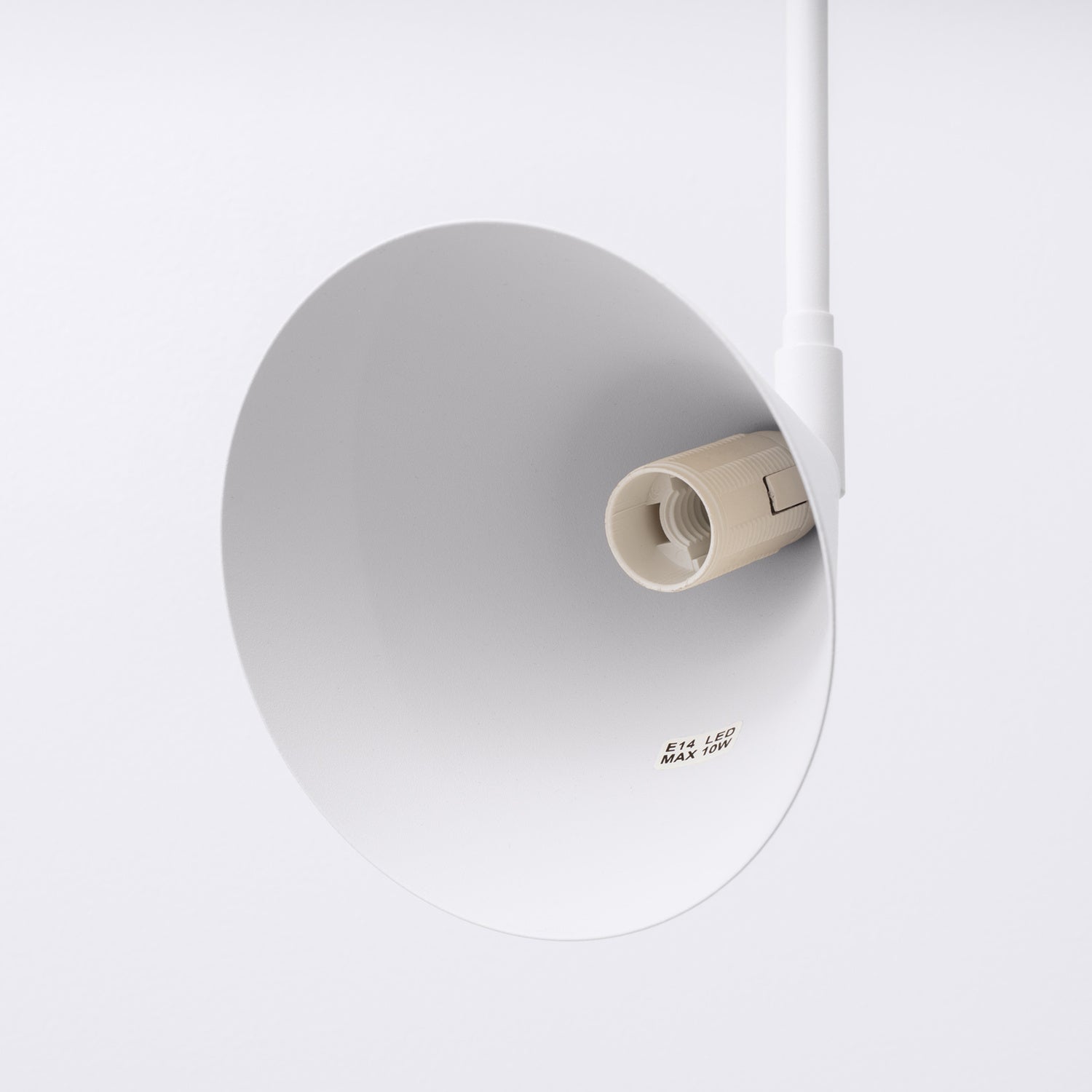 Applique Nox bras déporté acier blanc E14, interrupteur sur le cordon