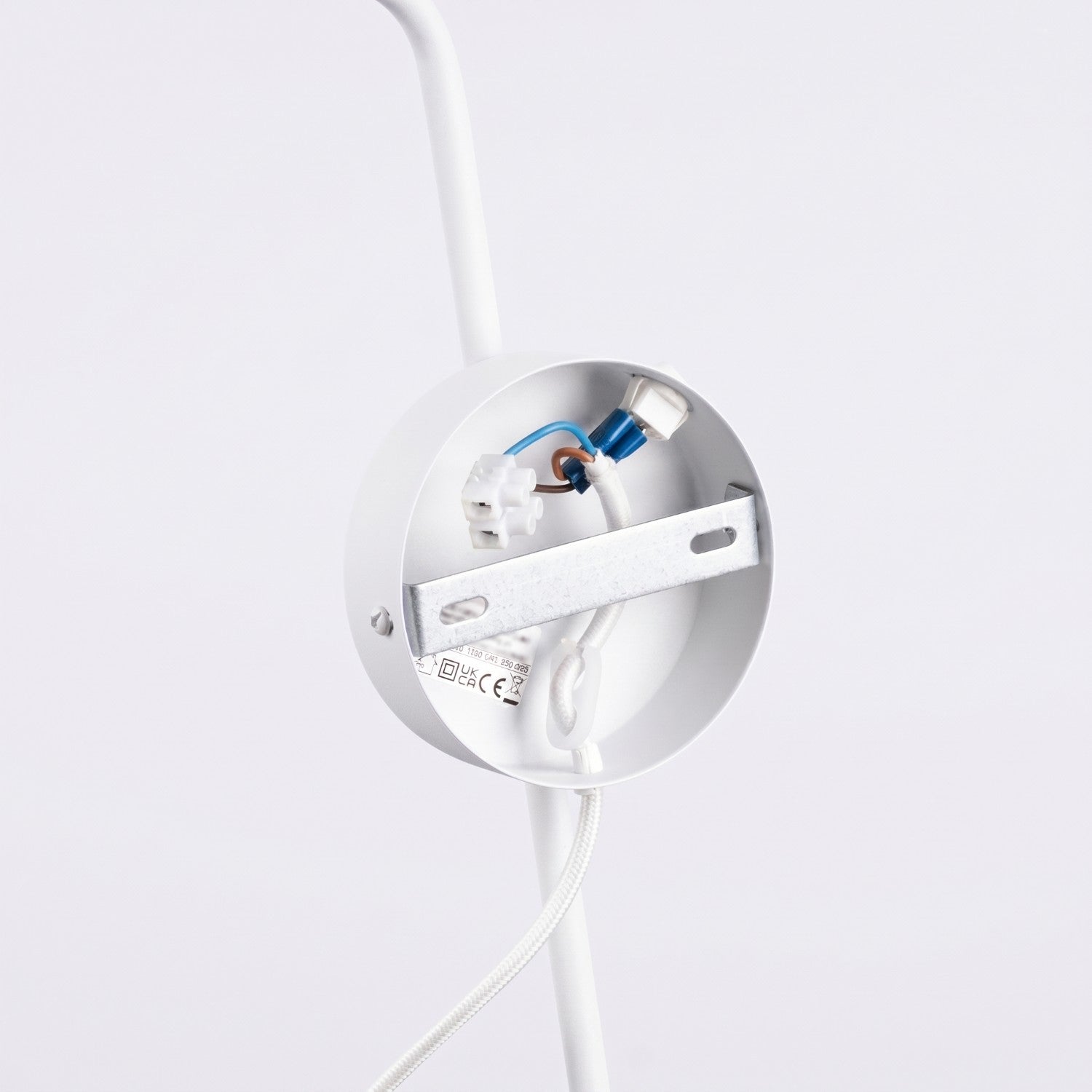Applique Nox bras déporté acier blanc E14 avec interrupteur, autre vue