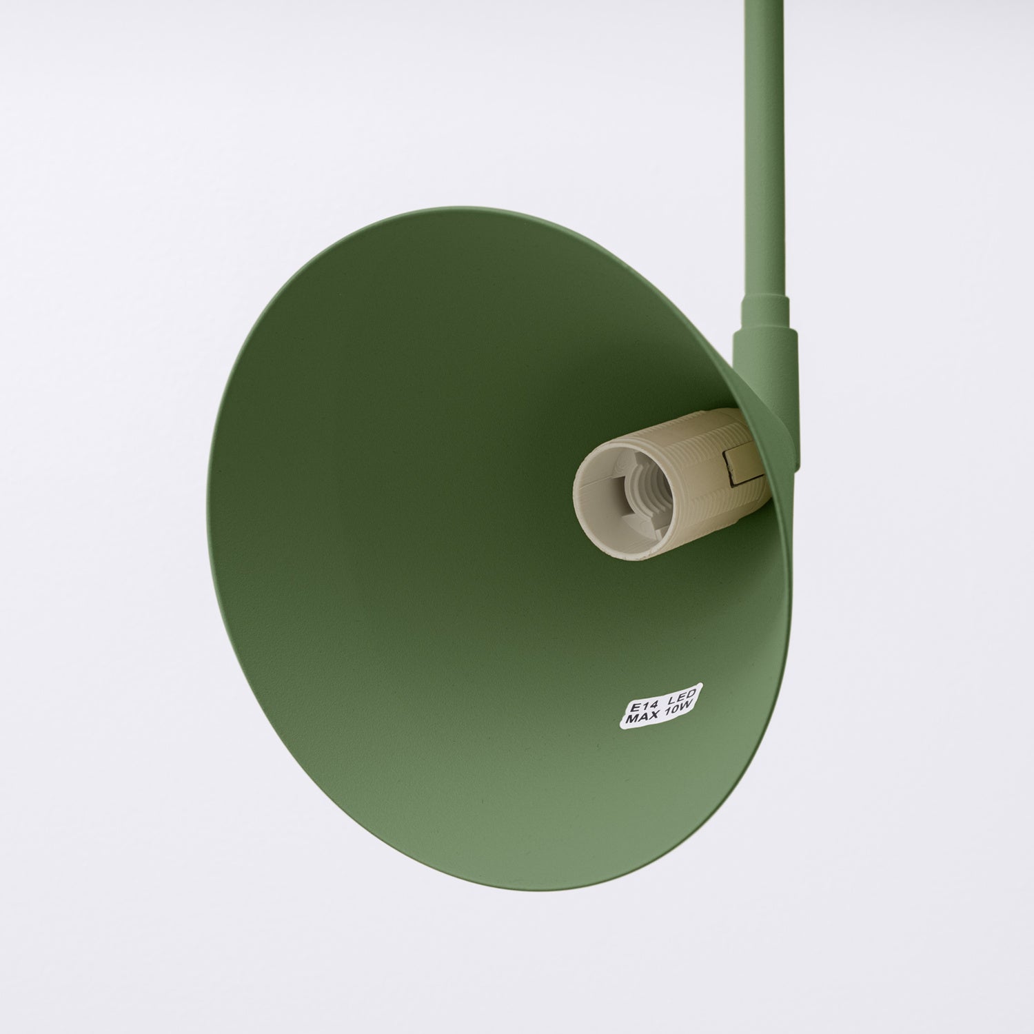 Applique Nox bras déporté acier vert olive E14, interrupteur sur le cordon
