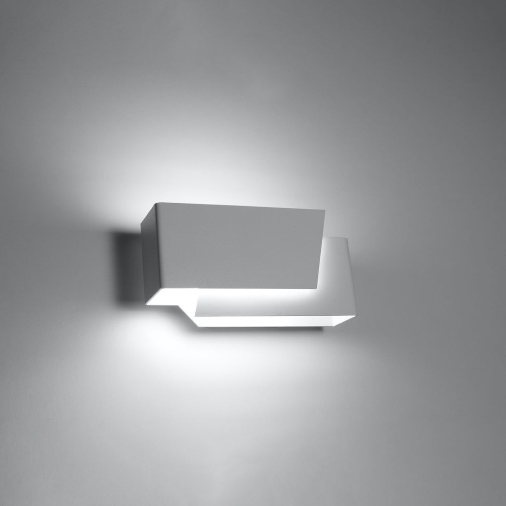 Applique Piegare acier blanc, détail des deux plaques