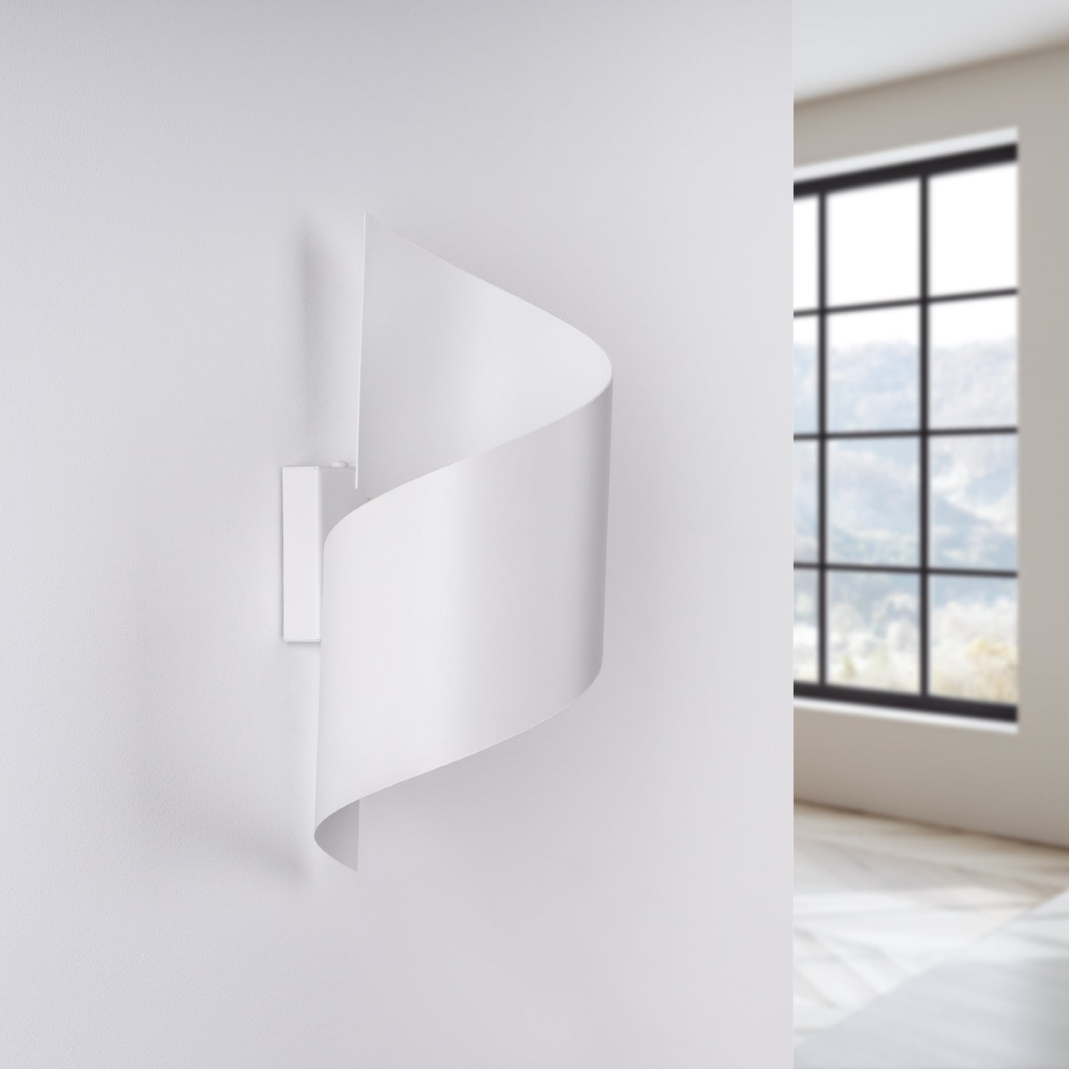 Applique Talassa acier blanc G9, détail du ruban cintré