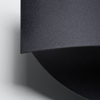 Applique Toni acier noir G9, détail du ruban cintré