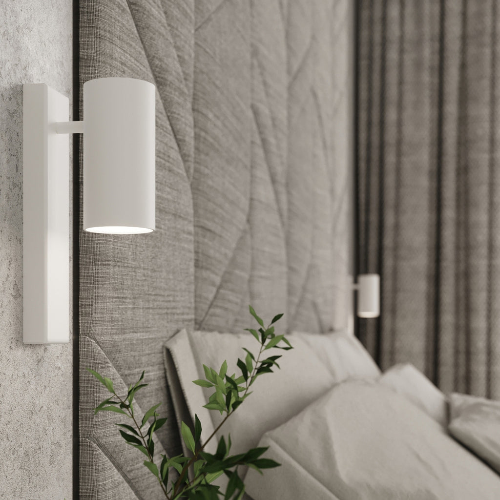 Applique Utti blanc en situation dans un intérieur contemporain